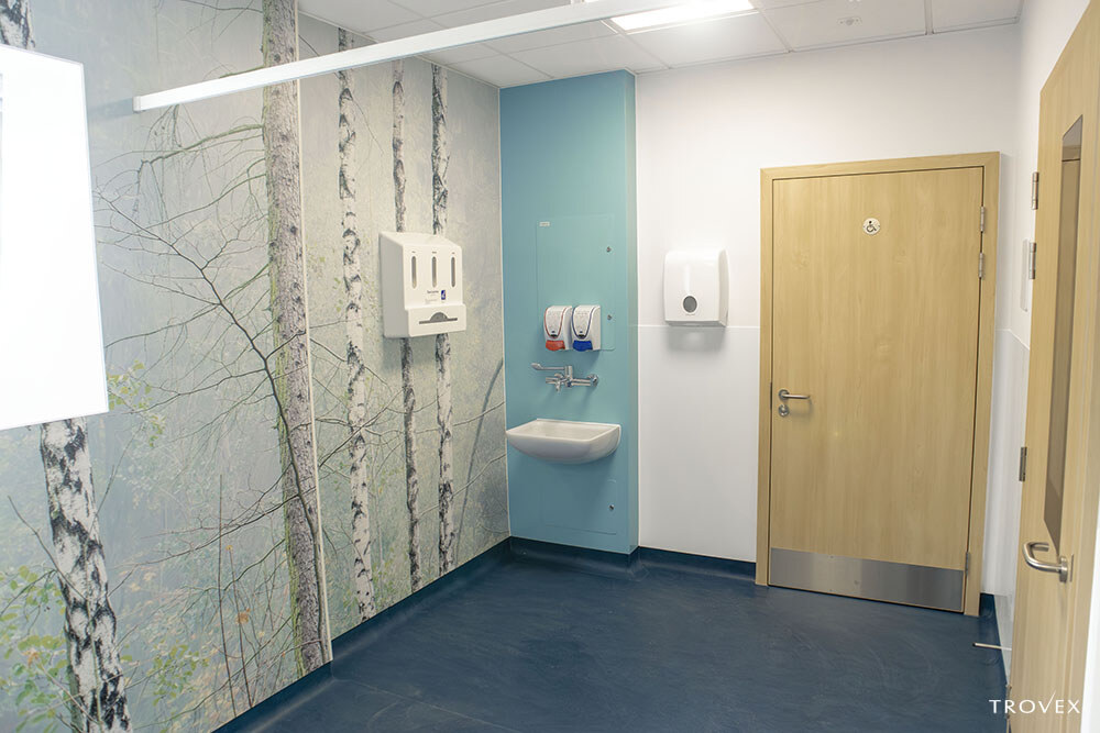 The Royal Marsden - Treatment room 1